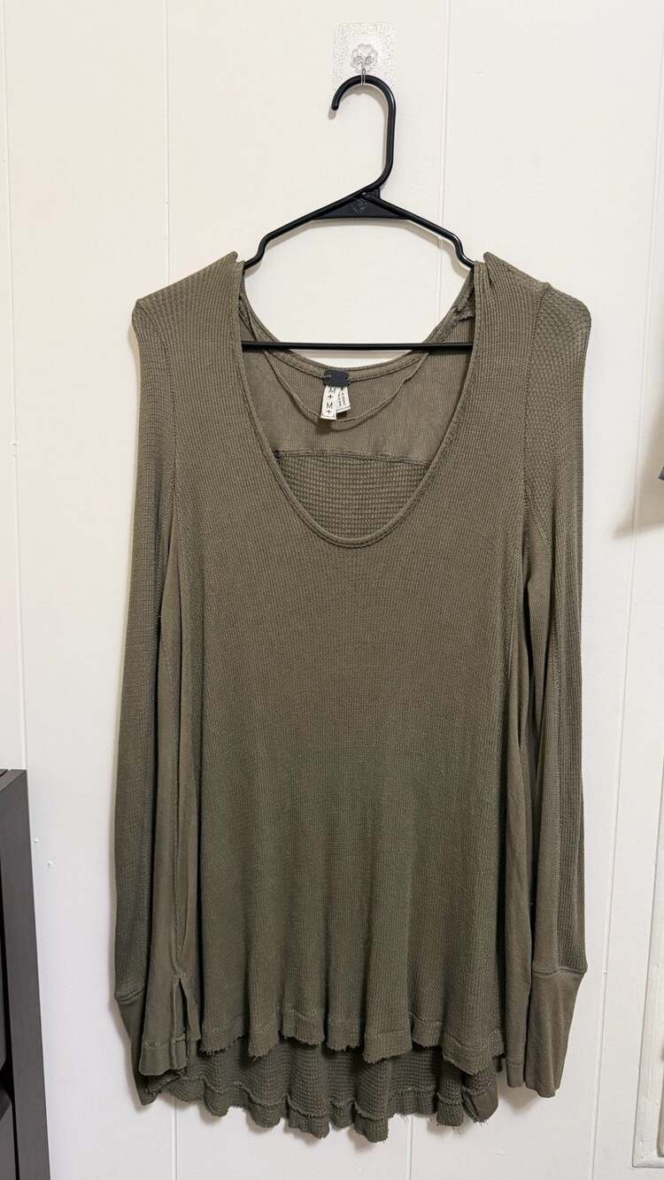 We The Free Olive Green Thermal Long Sleeve Top Size M